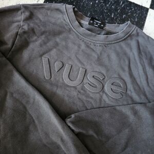 Vuse Crewneck